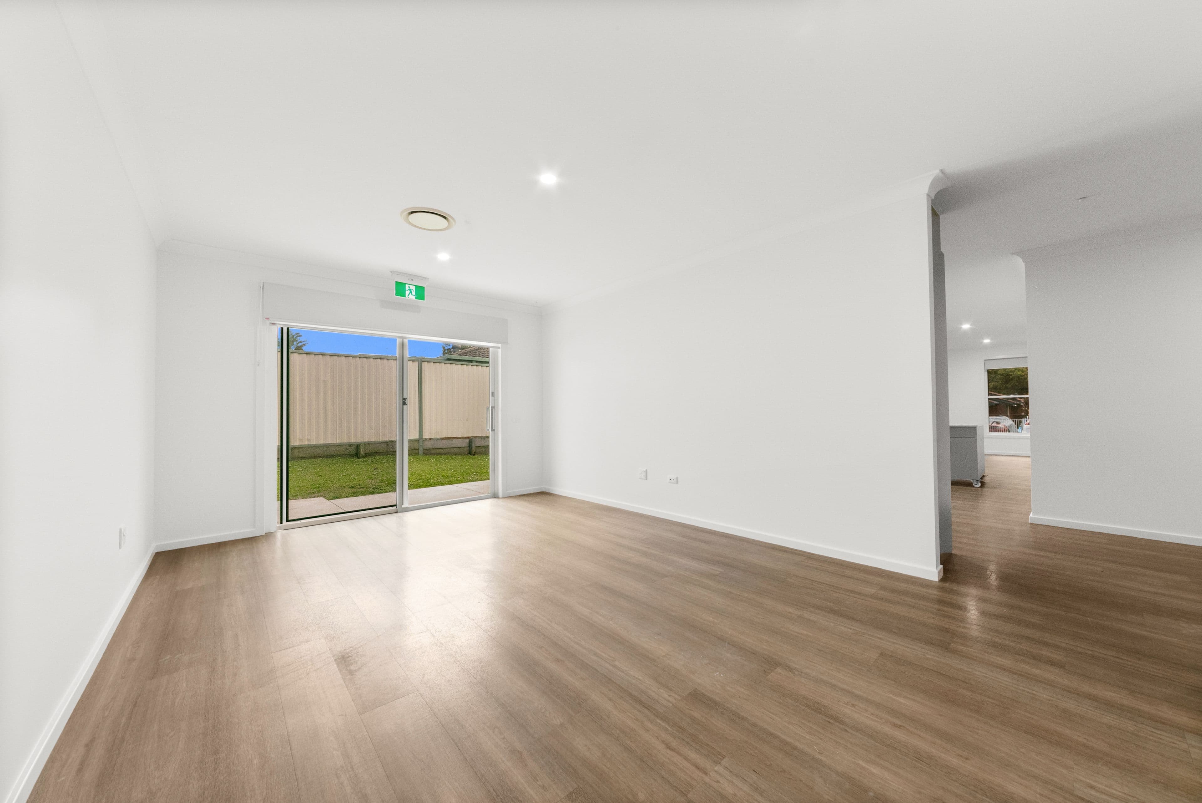 51 Scenic Circle, Budgewoi NSW 2262, Budgewoi - Thumbnail 4