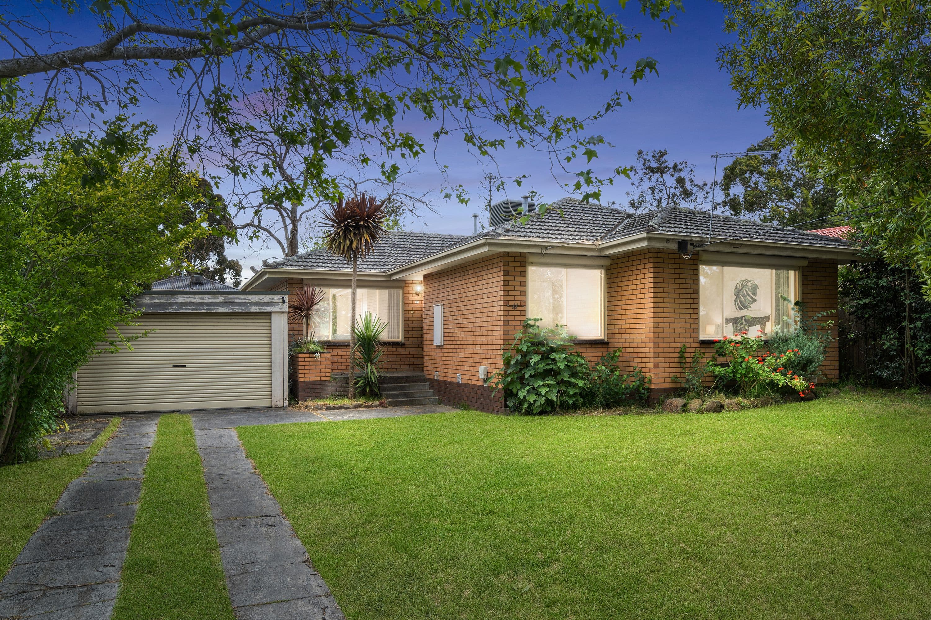11 King Parade, Knoxfield VIC 3180, Knoxfield - Image 1