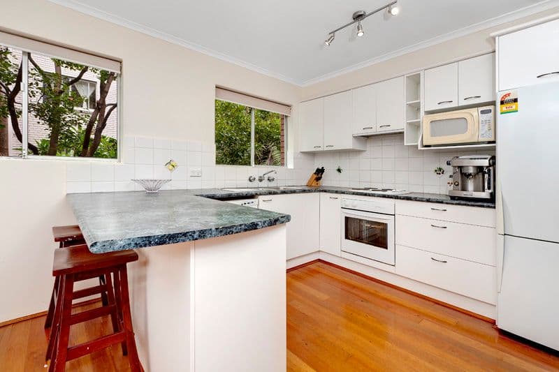 7 Western Avenue, NORTH MANLY NSW 2100, North Manly - Thumbnail 2