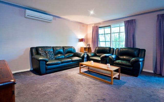 10 Toolimerin Avenue, BAYSWATER NORTH VIC 3153, Bayswater North - Thumbnail 3