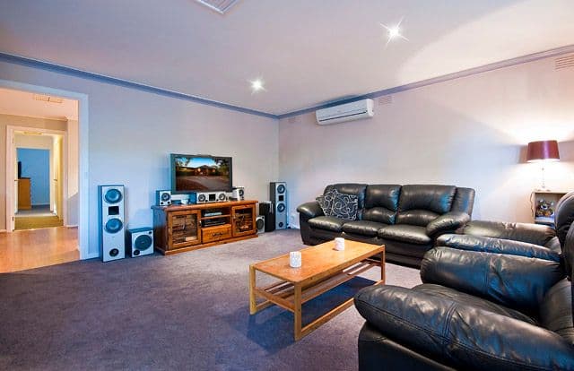 10 Toolimerin Avenue, BAYSWATER NORTH VIC 3153, Bayswater North - Thumbnail 4