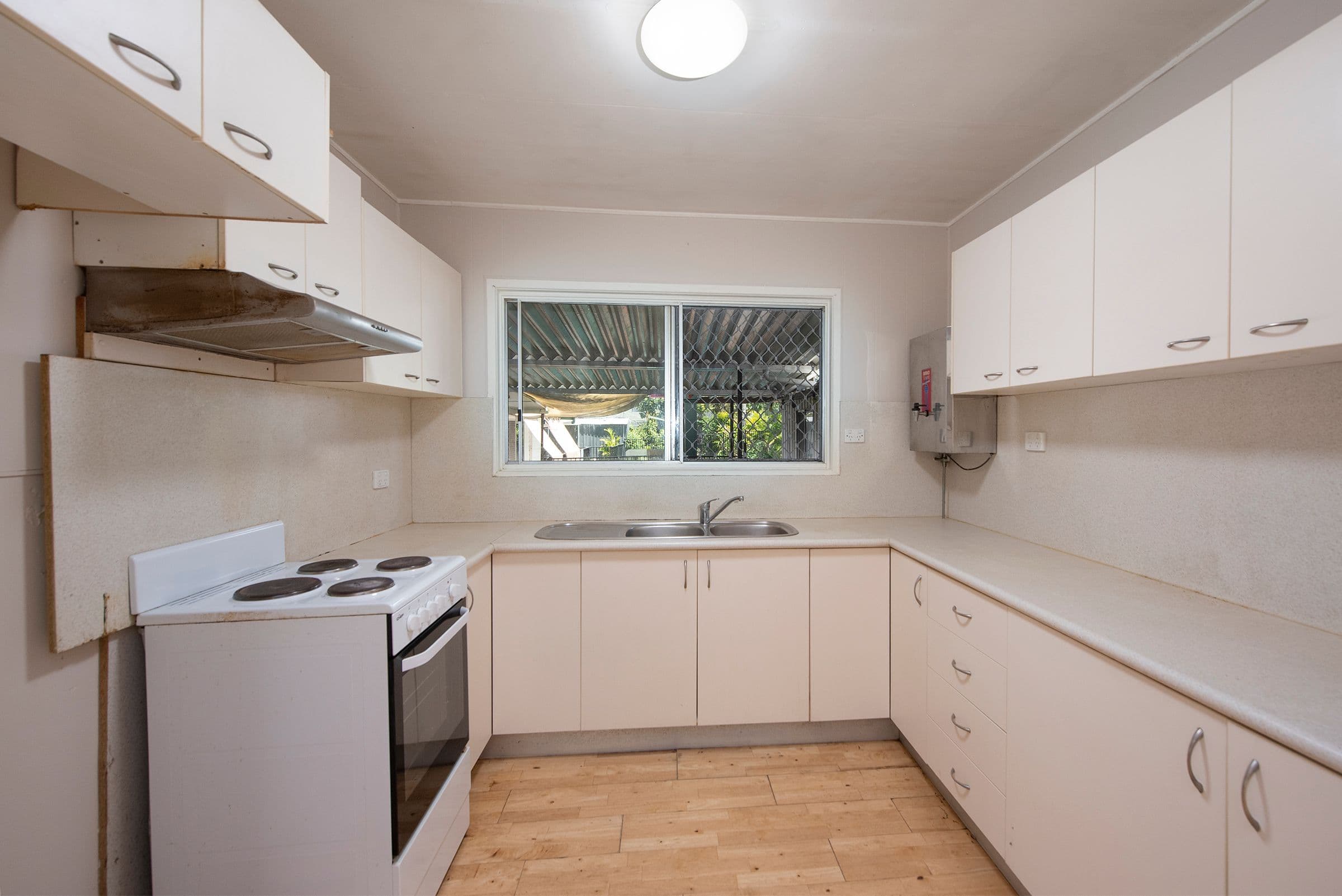 6 Woonga Street, Woodridge QLD 4114, Woodridge - Thumbnail 6