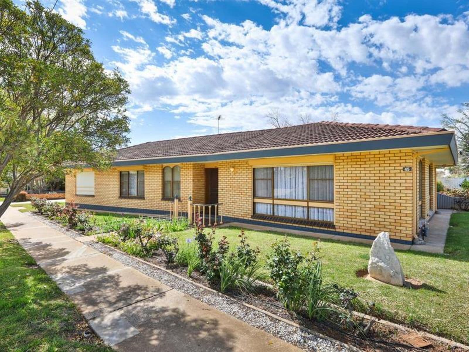 45 McKendrick Avenue, Mildura - Image 1