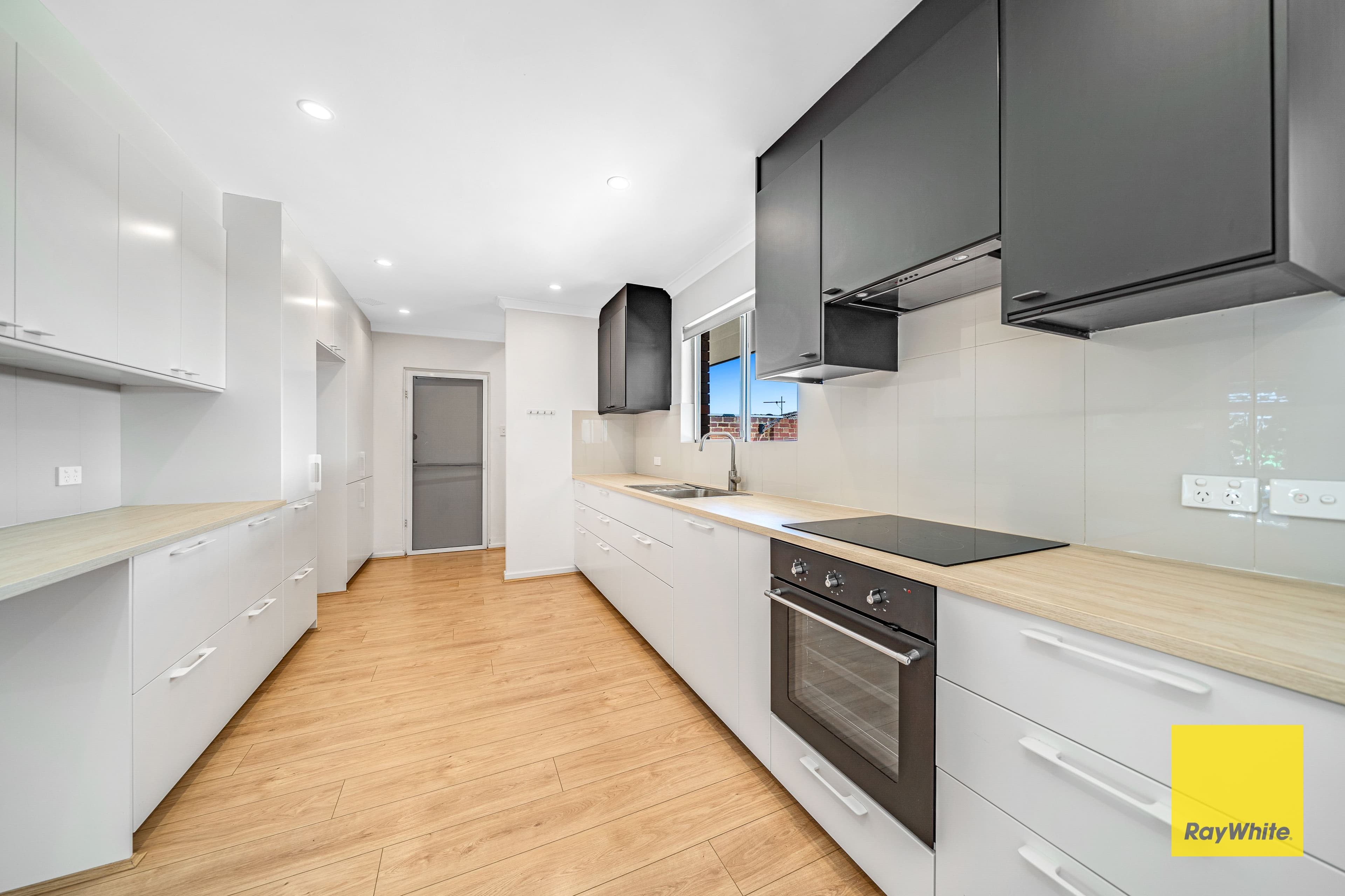 30 Alfreda Avenue, Morley WA 6062, Morley - Thumbnail 3