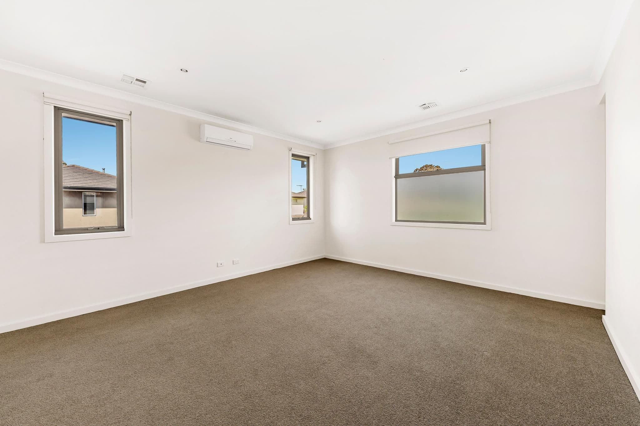 9 Mountain Lane, Ringwood VIC 3134, Ringwood - Thumbnail 4