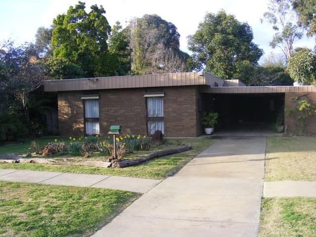 11 Martin Street, MOAMA NSW 2731, Moama - Image 1