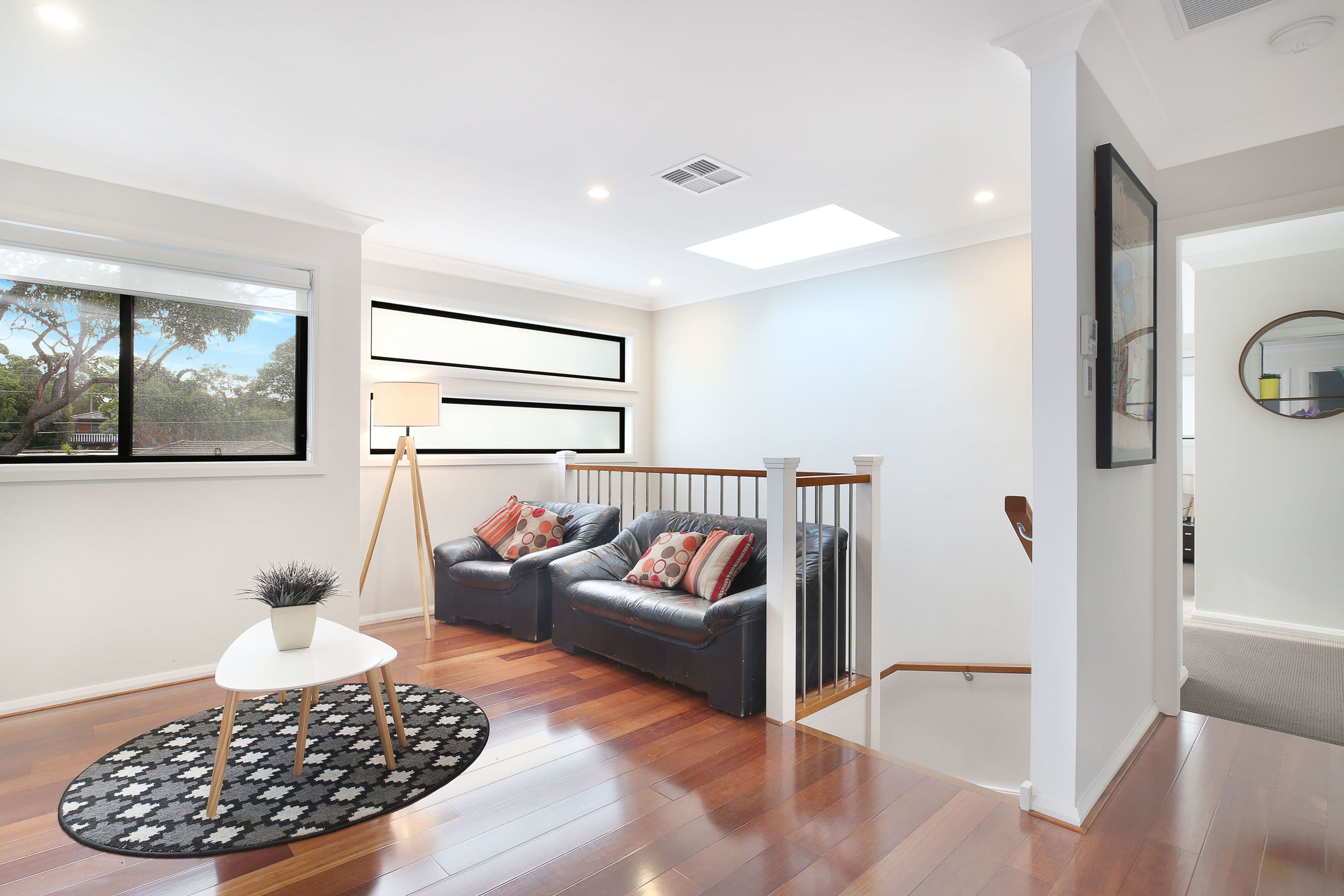 34 Violet Street, Miranda - Thumbnail 2