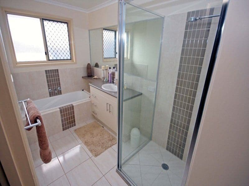 18 Explorers Way, BARGARA QLD 4670, Bargara - Thumbnail 3