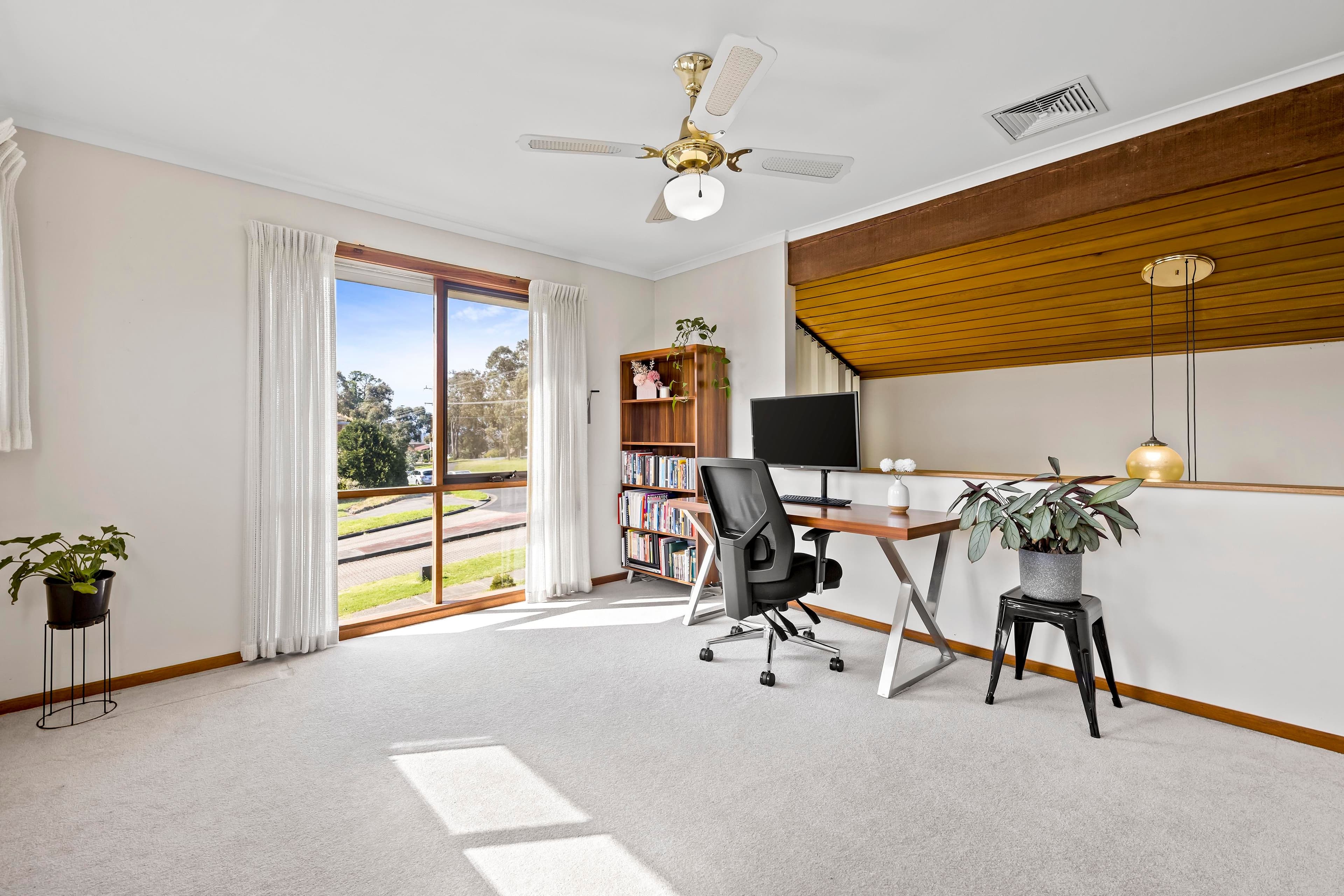 62 Huntingfield Drive, Doncaster East VIC 3109, Doncaster East - Thumbnail 3