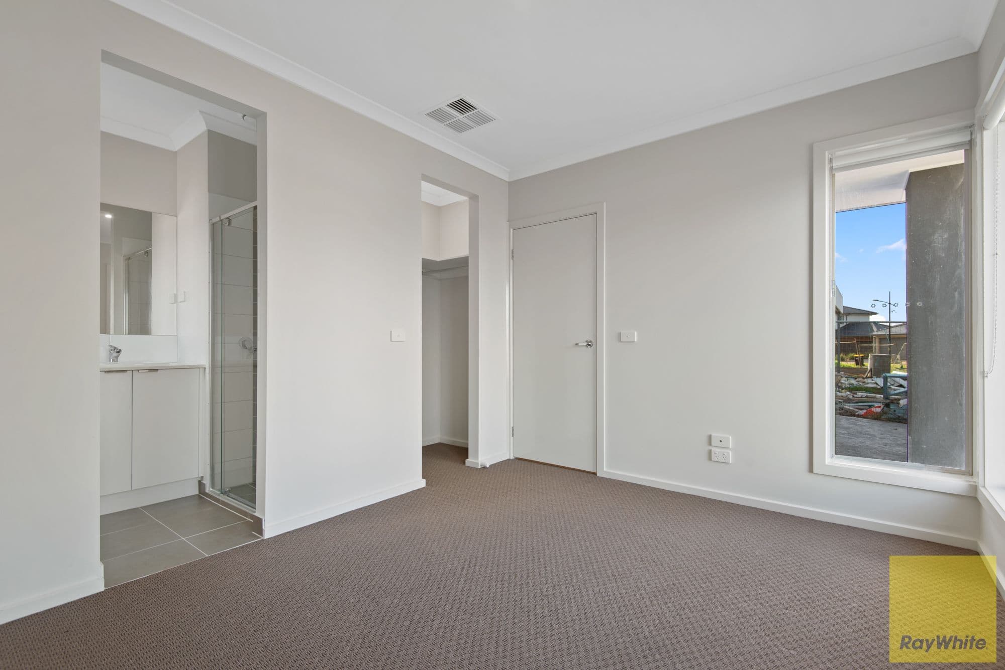 32 Serengeti Drive, BONNIE BROOK VIC 3335, Bonnie Brook - Thumbnail 4