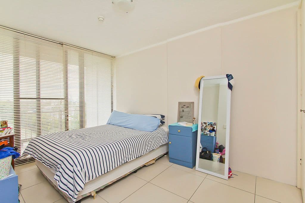 13 Fairway Drive, CLEAR ISLAND WATERS QLD 4226, Clear Island Waters - Thumbnail 4