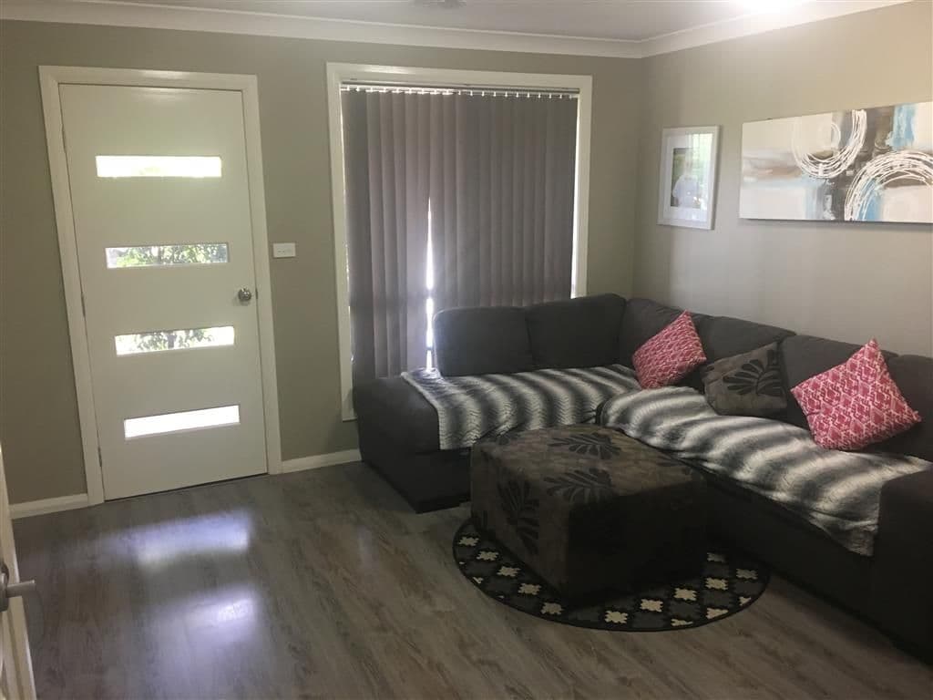 57 Bundara Crescent, Tumut - Thumbnail 2