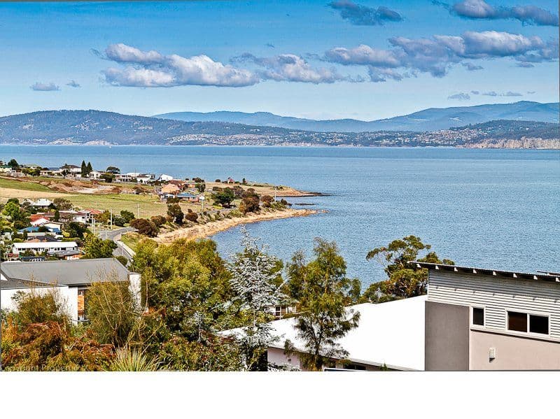 664  Oceana Drive, TRANMERE TAS 7018, Tranmere - Thumbnail 2