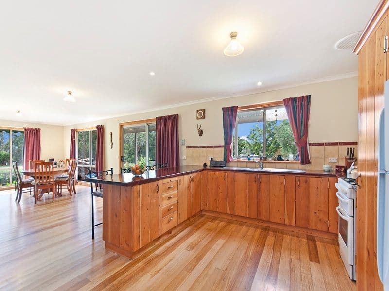 171 Terka, KIRKSTALL VIC 3283, Kirkstall - Thumbnail 4
