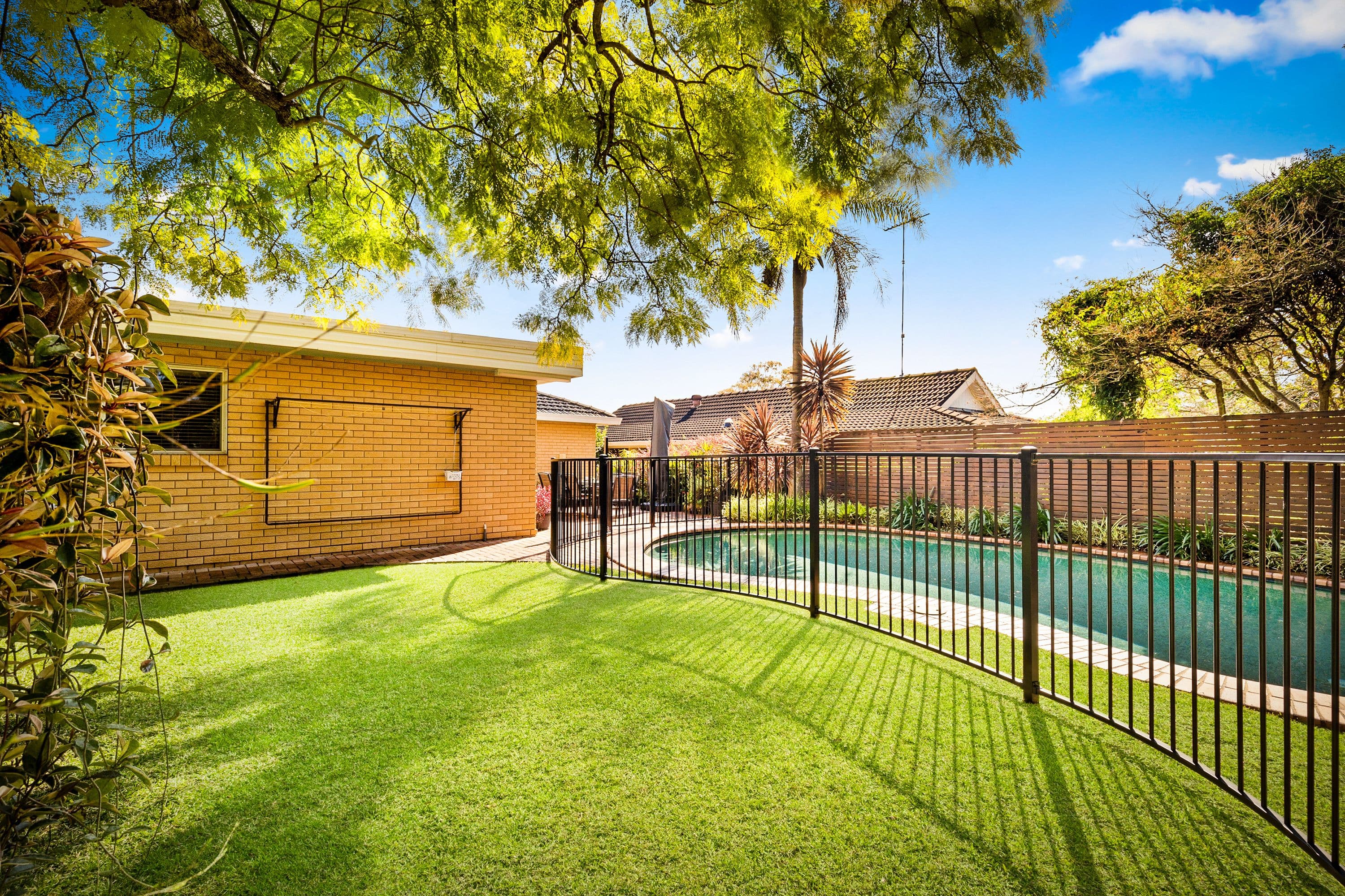 8 Gordon Avenue, Castle Hill NSW 2154, Castle Hill - Thumbnail 4