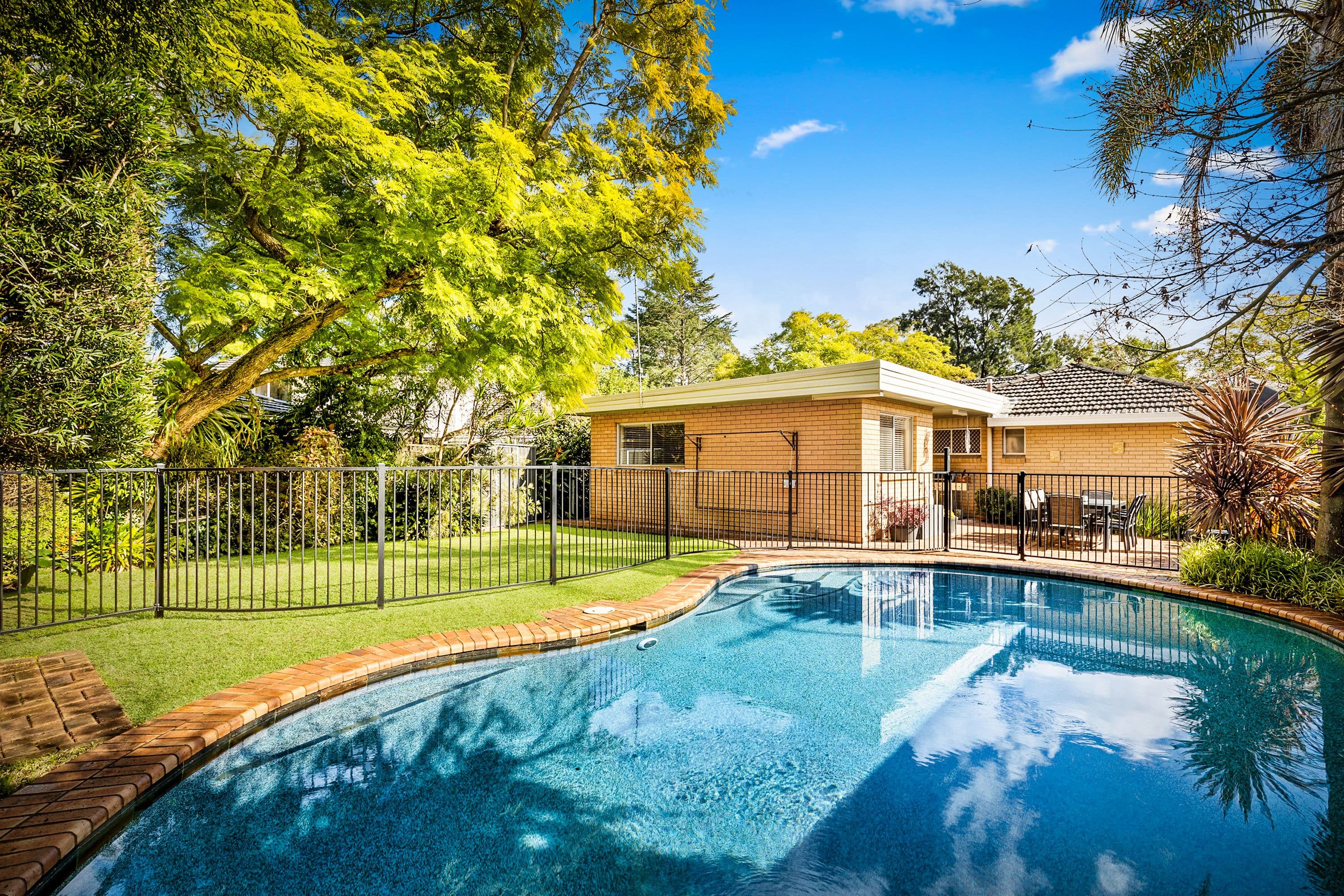 8 Gordon Avenue, Castle Hill NSW 2154, Castle Hill - Thumbnail 5