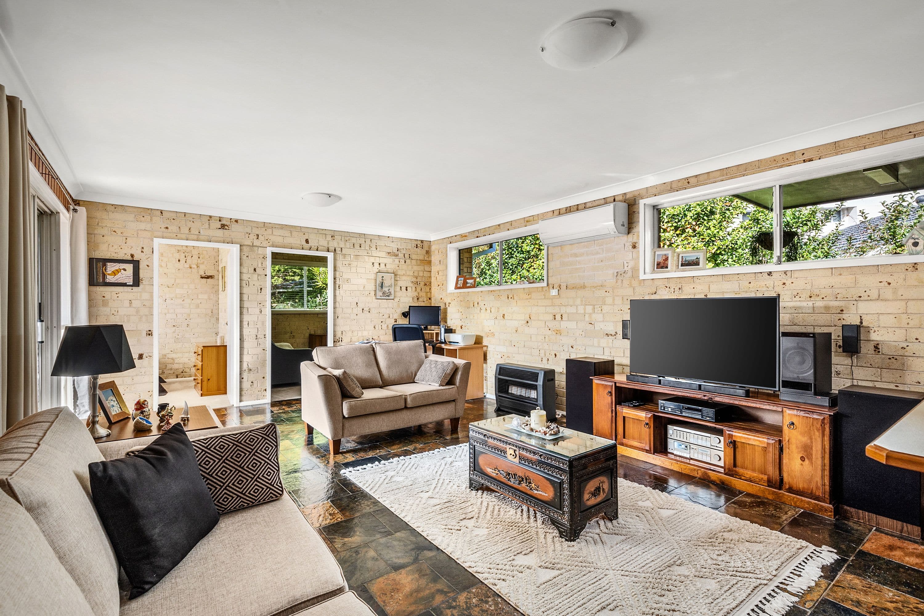 8 Gordon Avenue, Castle Hill NSW 2154, Castle Hill - Thumbnail 8