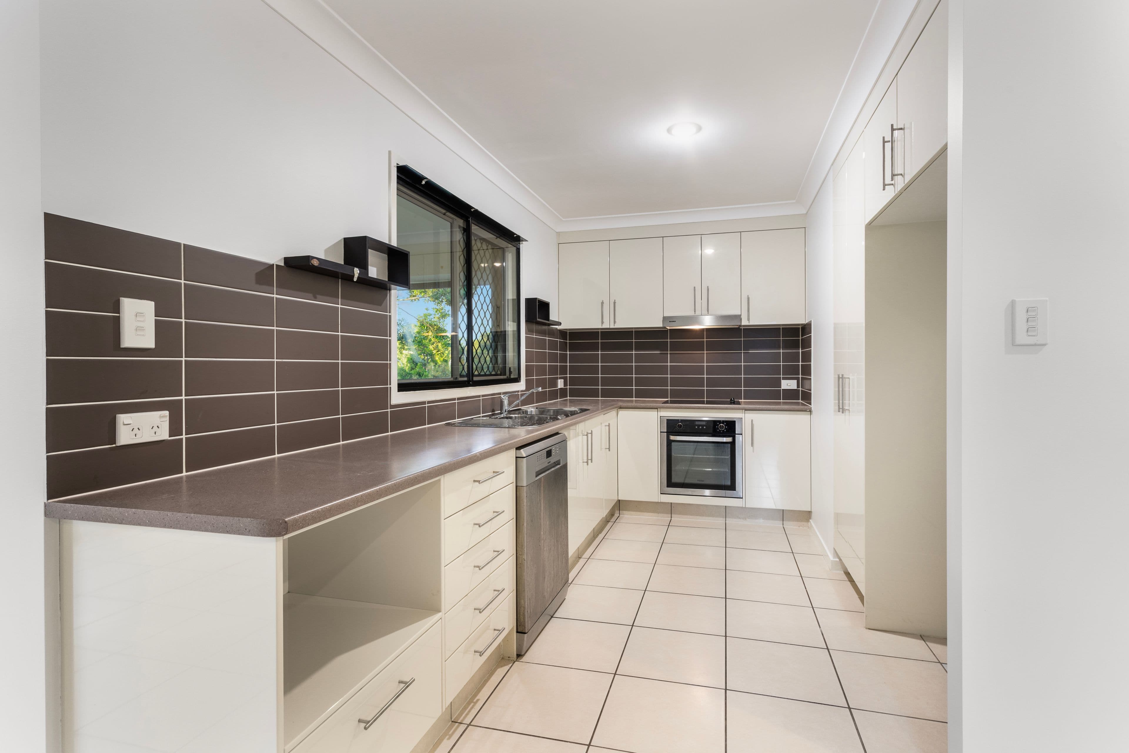 67 Emerald Crescent, Springfield QLD 4300, Springfield - Thumbnail 2