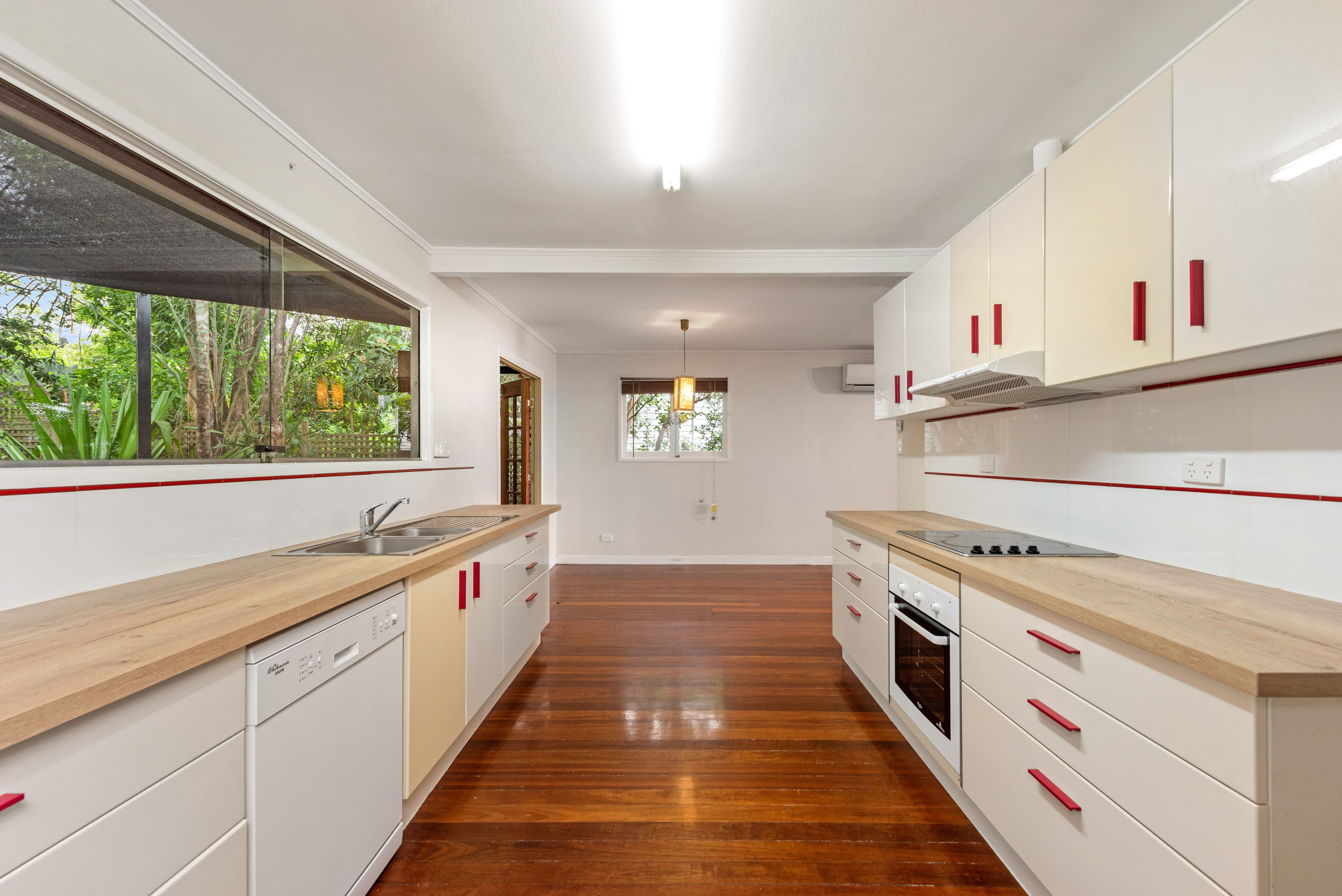 22 Andina Crescent, Ferny Hills QLD 4055, Ferny Hills - Thumbnail 6