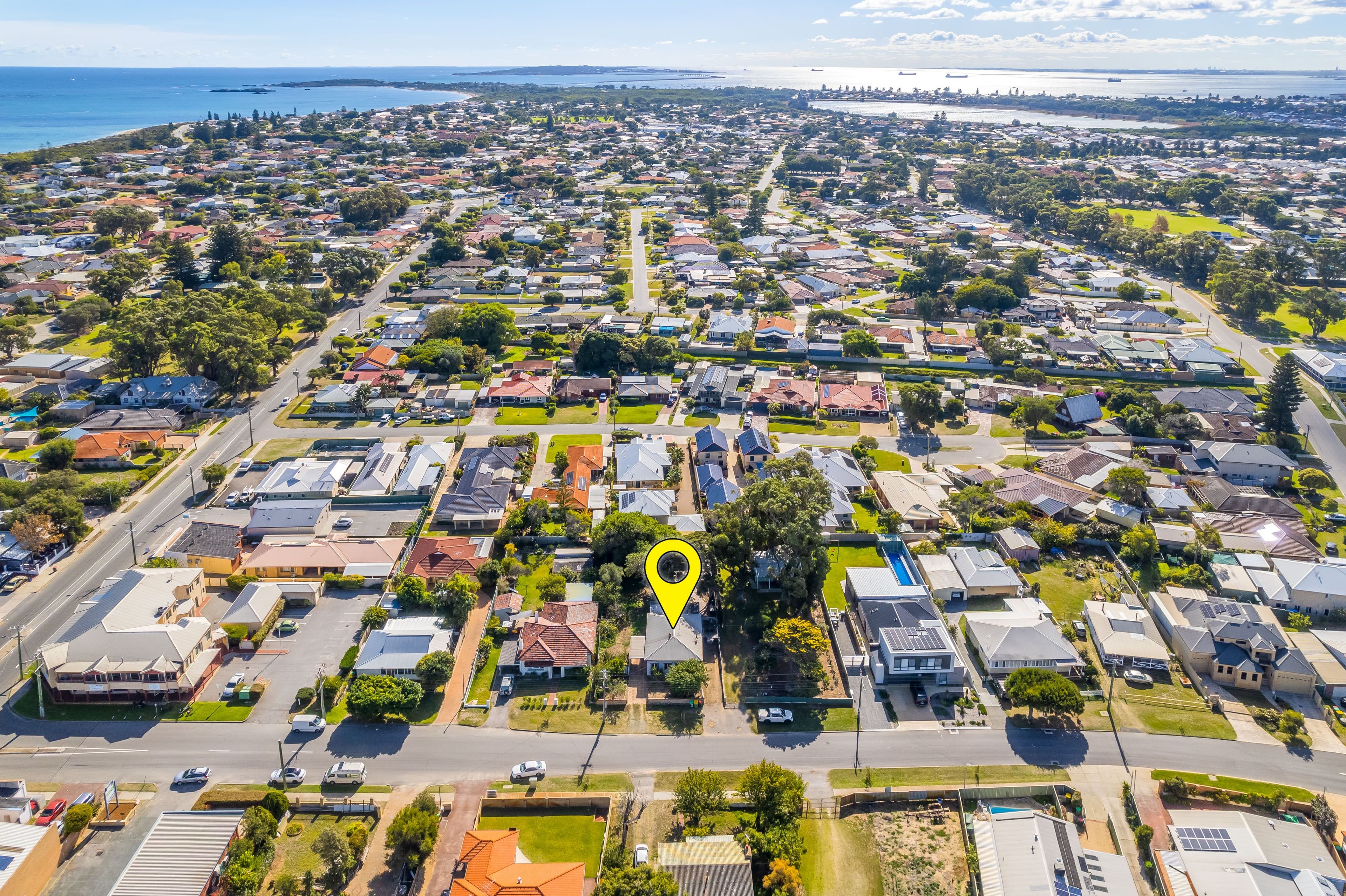 76 Penguin Road, Safety Bay WA 6169, Safety Bay - Thumbnail 5
