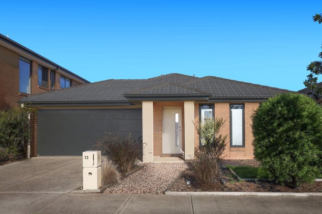 13 Smile Crescent, Wyndham Vale VIC 3024, Wyndham Vale - Thumbnail 2