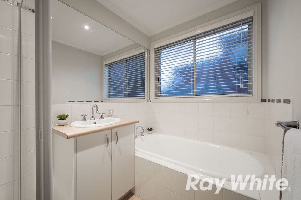 11 Cardwell Court, FERNTREE GULLY VIC 3156, Ferntree Gully - Thumbnail 6