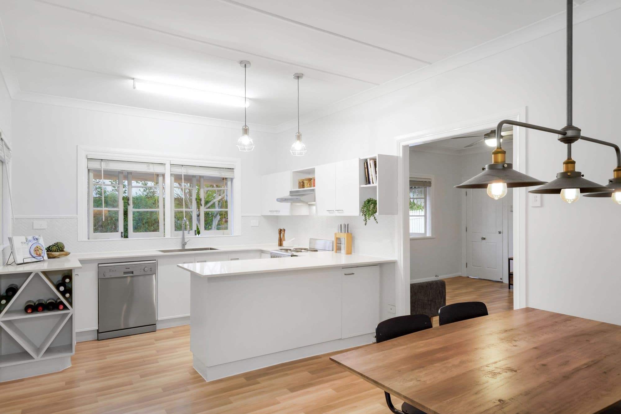 22 Mar Street, Holland Park QLD 4121, Holland Park - Thumbnail 5