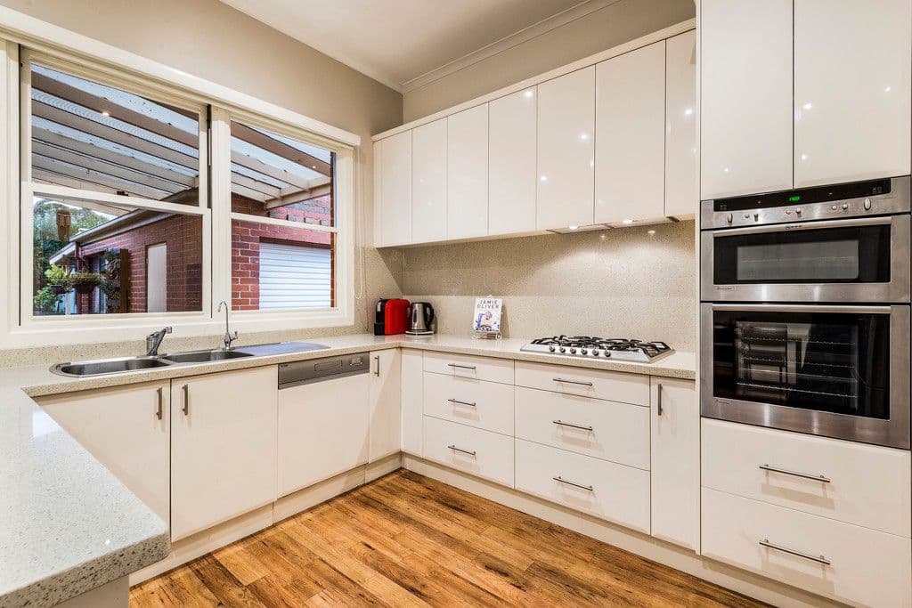 86 Emo Road, Malvern East VIC 3145, Malvern East - Thumbnail 3