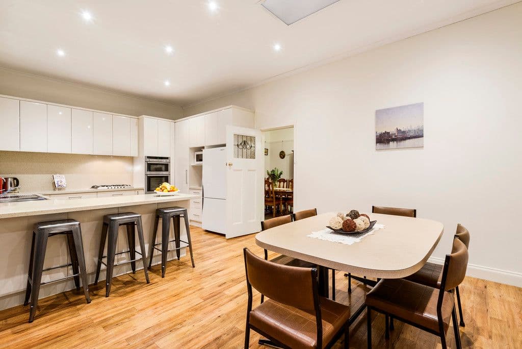 86 Emo Road, Malvern East VIC 3145, Malvern East - Thumbnail 4