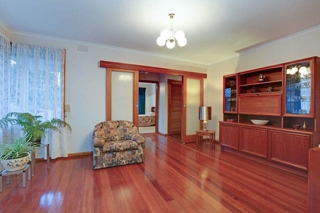 7 Anthony Court, Kingsbury VIC 3083, Kingsbury - Thumbnail 2