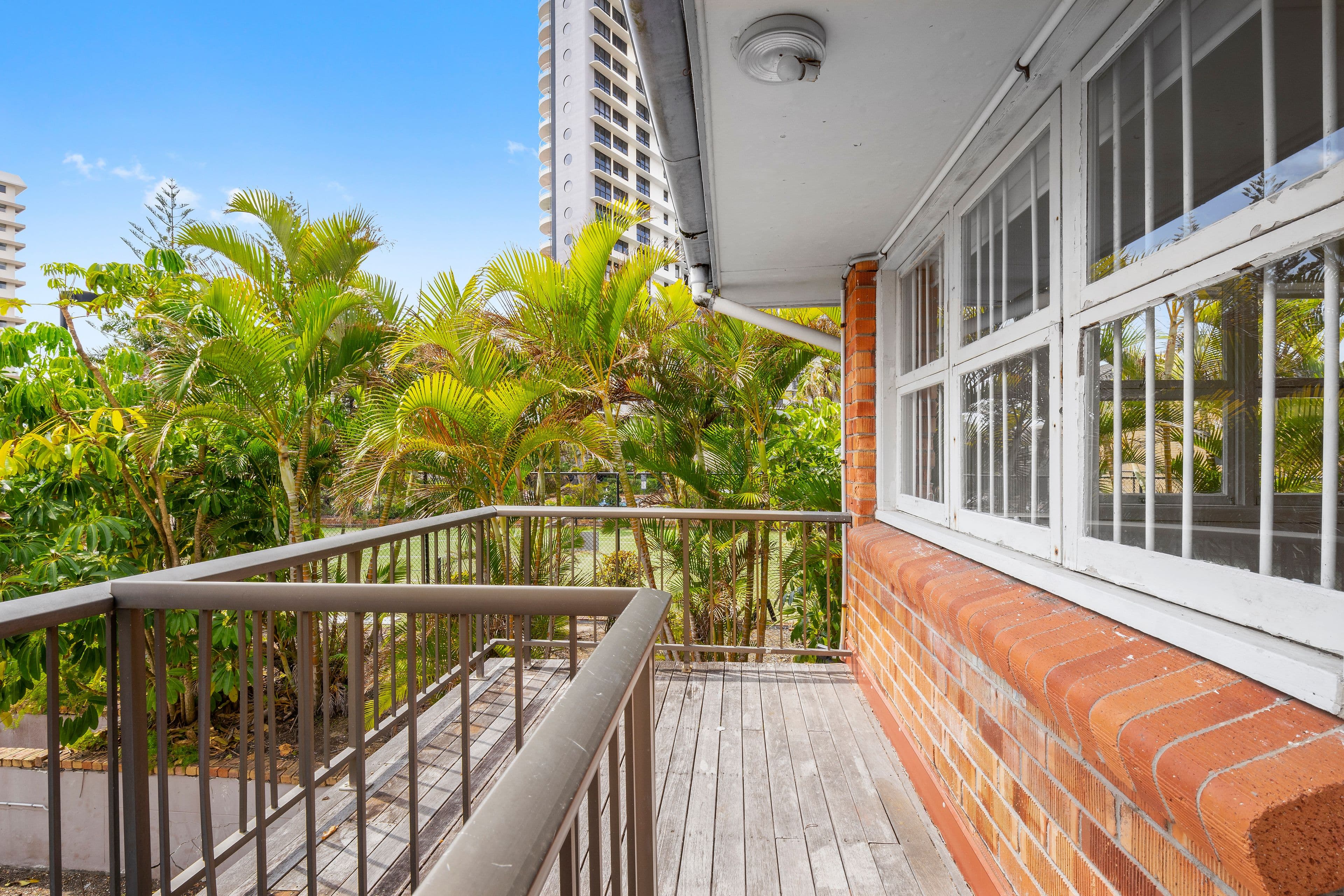 24 Thornton Street, Surfers Paradise QLD 4217, Surfers Paradise - Thumbnail 8