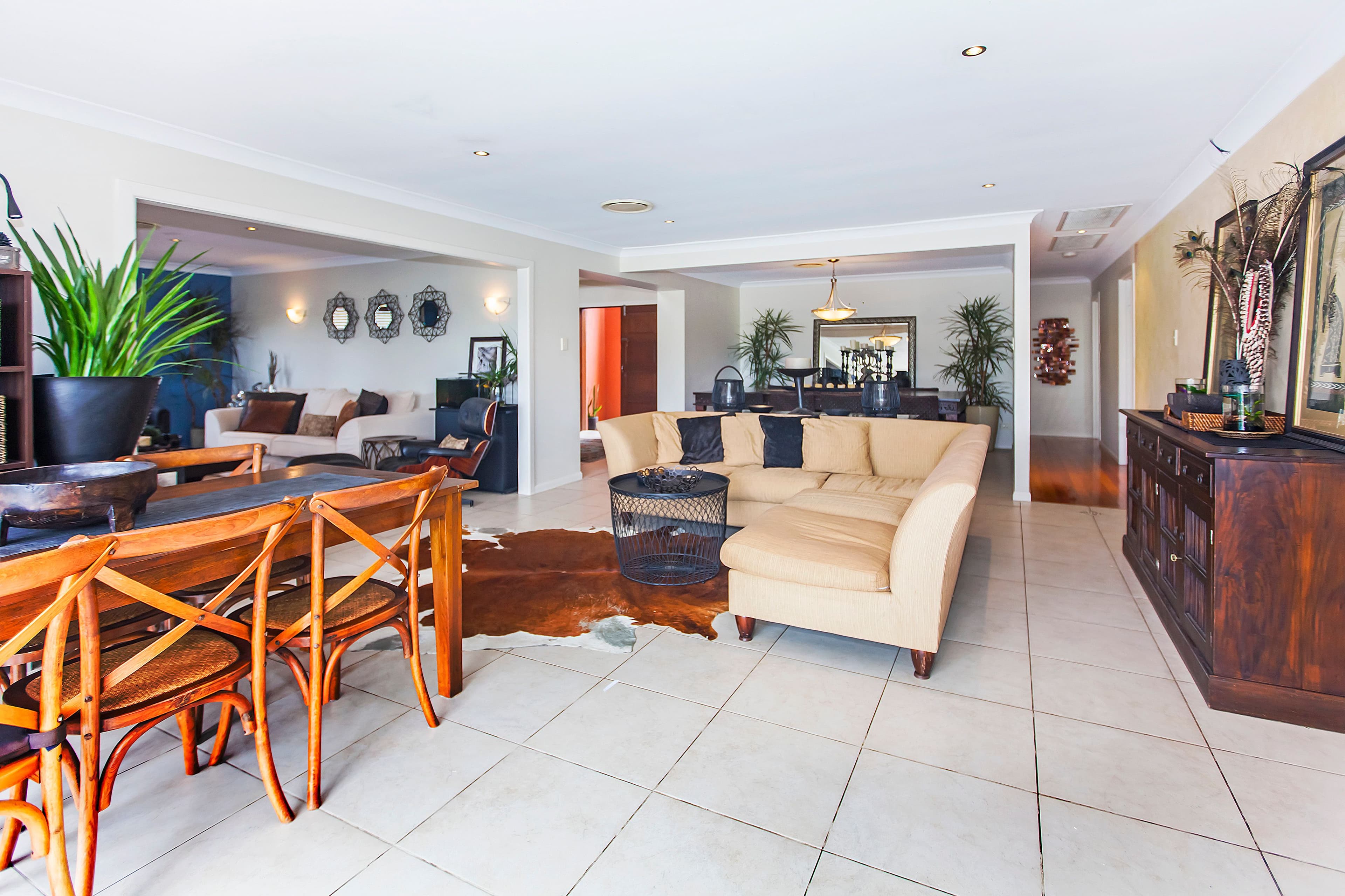 12 Beverley Crescent, Broadbeach Waters QLD 4218, Broadbeach Waters - Thumbnail 6
