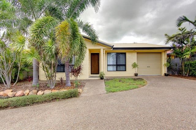 13 Saxby Crescent, MOUNT LOUISA QLD 4814, Mount Louisa - Image 1