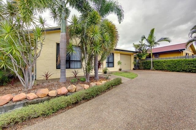 13 Saxby Crescent, MOUNT LOUISA QLD 4814, Mount Louisa - Thumbnail 5