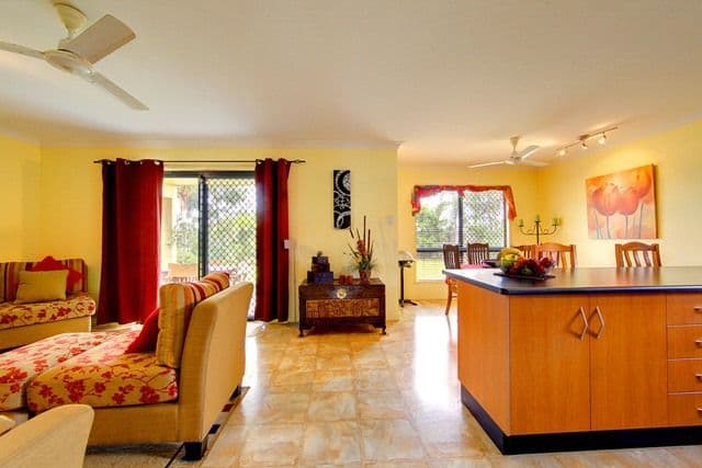 13 Saxby Crescent, MOUNT LOUISA QLD 4814, Mount Louisa - Thumbnail 7