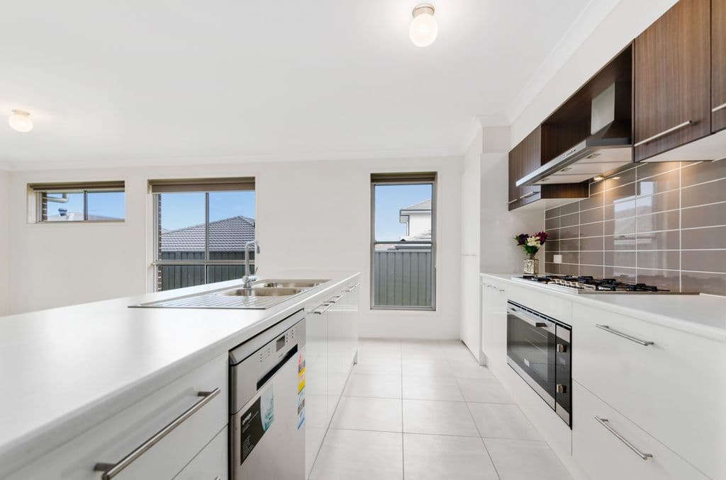 41 Bunya Street, Horsley - Thumbnail 2