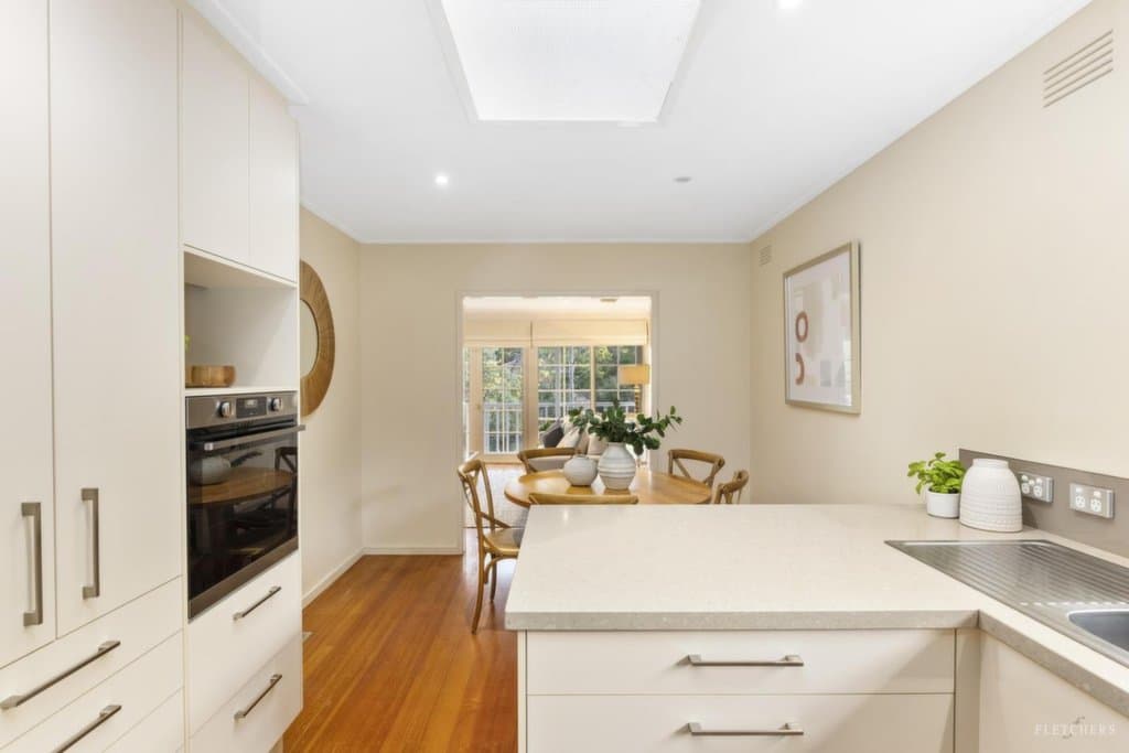 27 Masons Road, Blackburn - Thumbnail 7