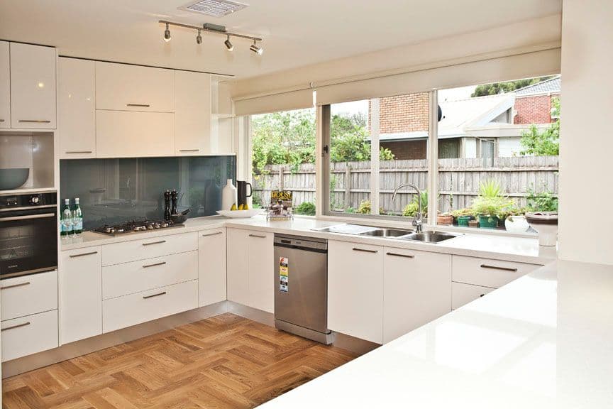 12 Lemair Avenue, GLEN WAVERLEY VIC 3150, Glen Waverley - Thumbnail 3