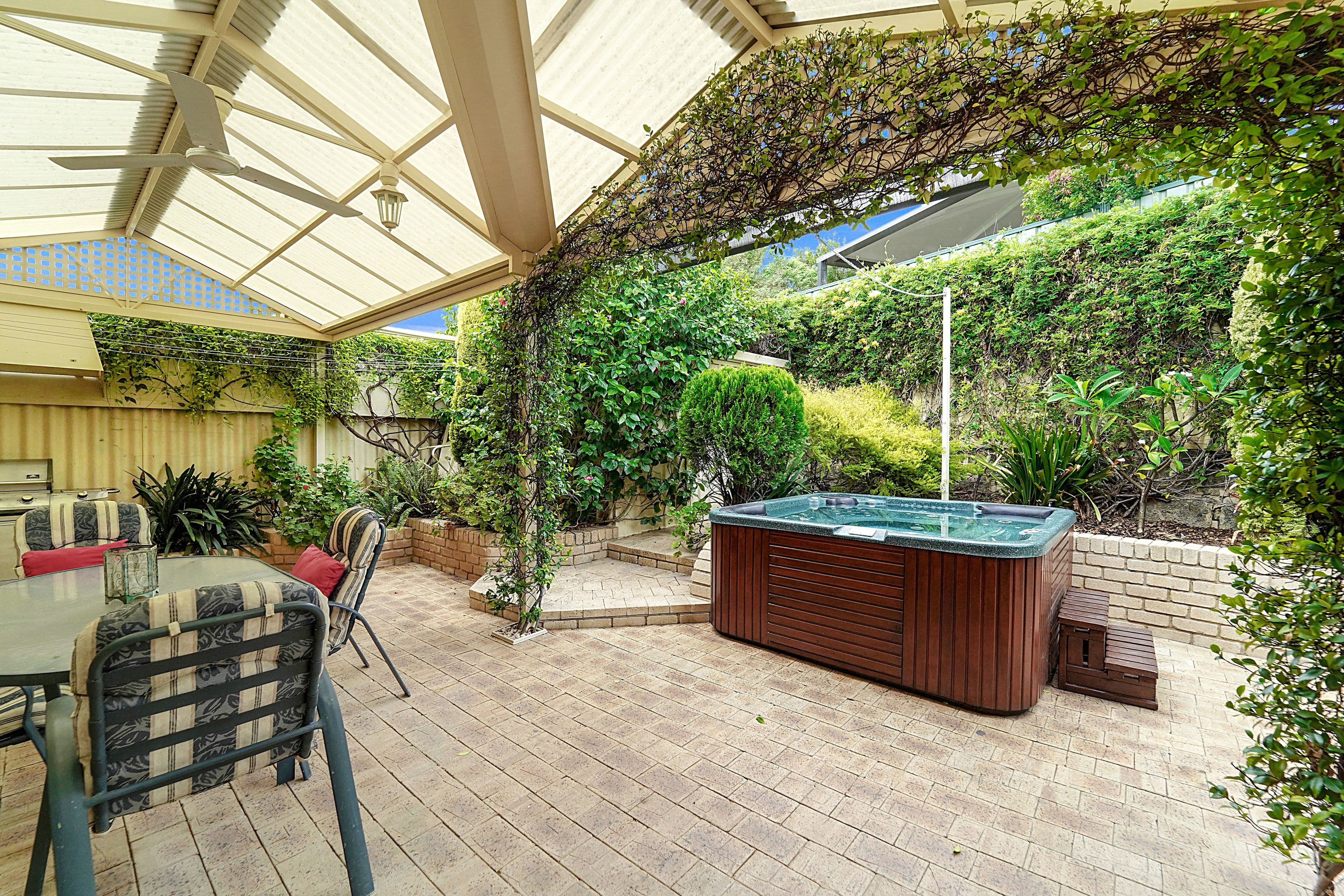 87 Bridgewater Drive, Kallaroo WA 6025, Kallaroo - Thumbnail 2