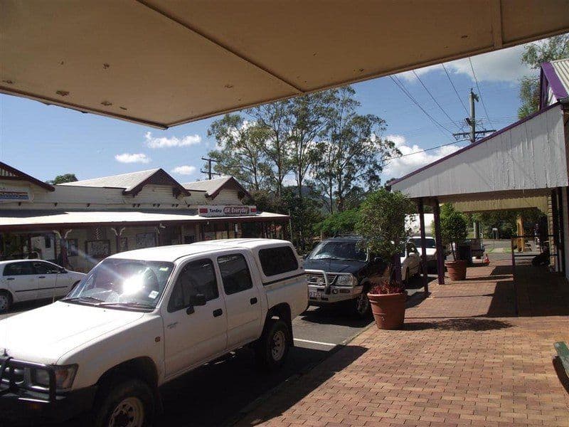 5 Stevens Street, YANDINA QLD 4561, Yandina - Thumbnail 2