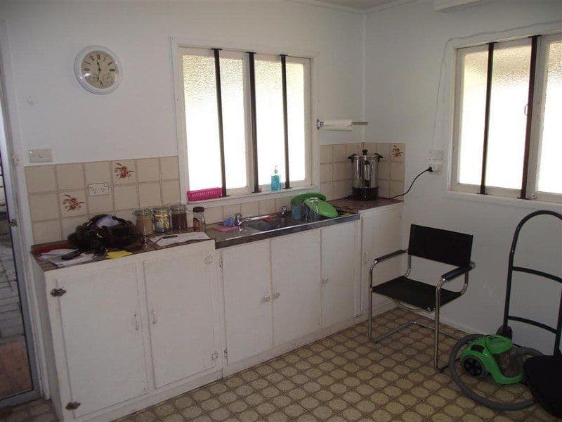 5 Stevens Street, YANDINA QLD 4561, Yandina - Thumbnail 5