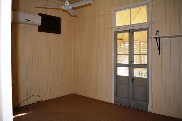 87 Shamrock Street, Blackall QLD 4472, Blackall - Thumbnail 6