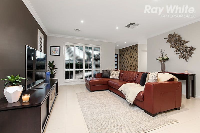 8 Artesian Place, Waterways VIC 3195, Waterways - Thumbnail 2