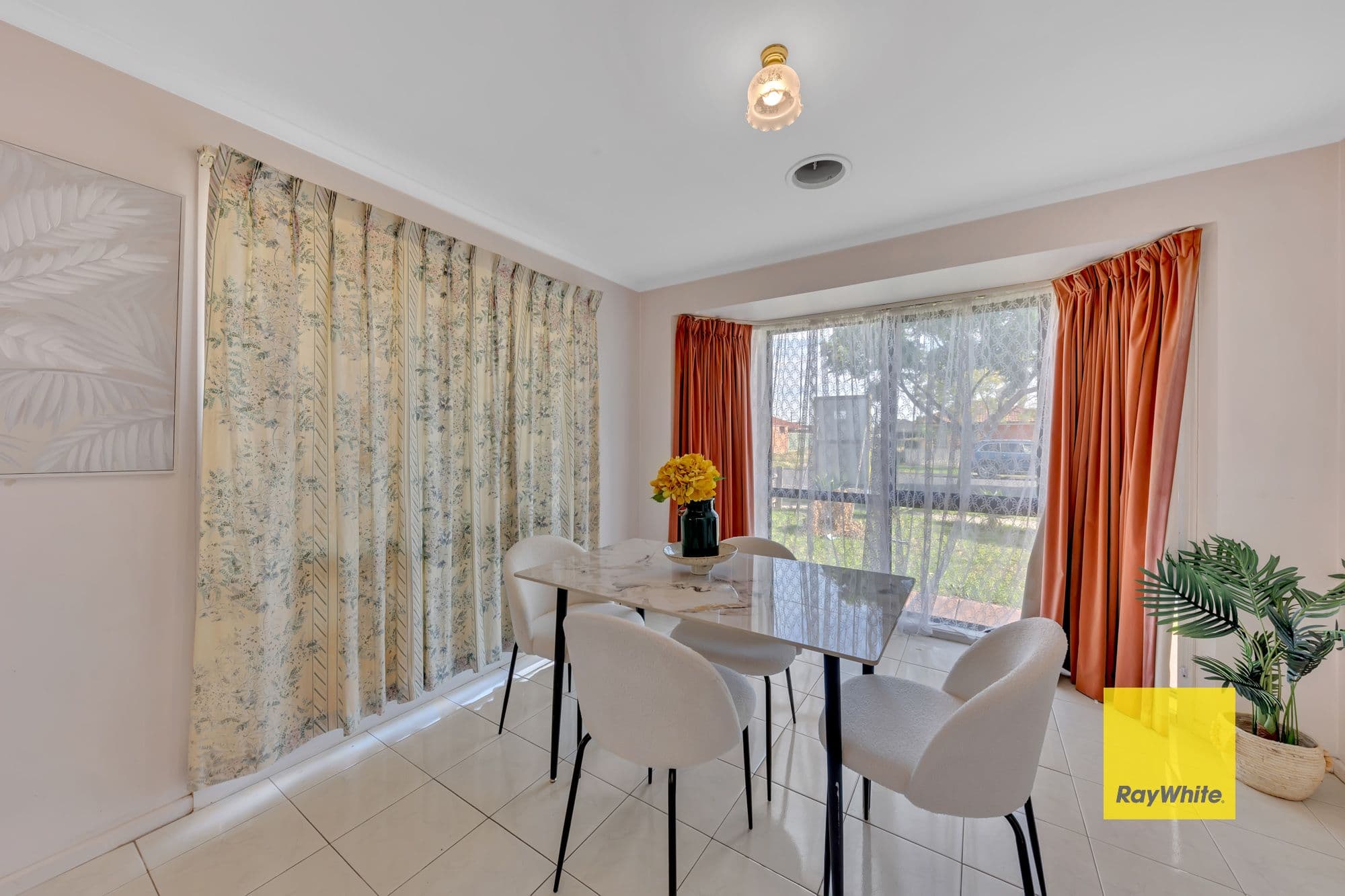 27 Southwick Boulevard, Altona Meadows VIC 3028, Altona Meadows - Thumbnail 4