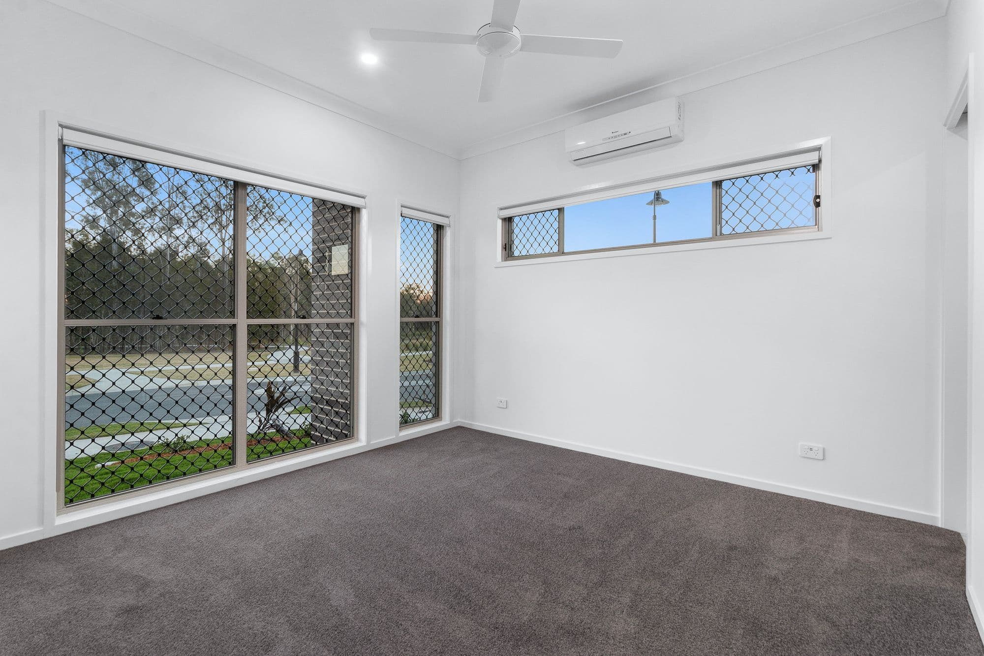7 Talbot Street, Greenbank QLD 4124, Greenbank - Thumbnail 4