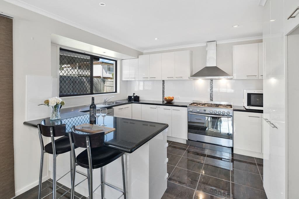 11 Cooinda Street, Wellington Point QLD 4160, Wellington Point - Thumbnail 4