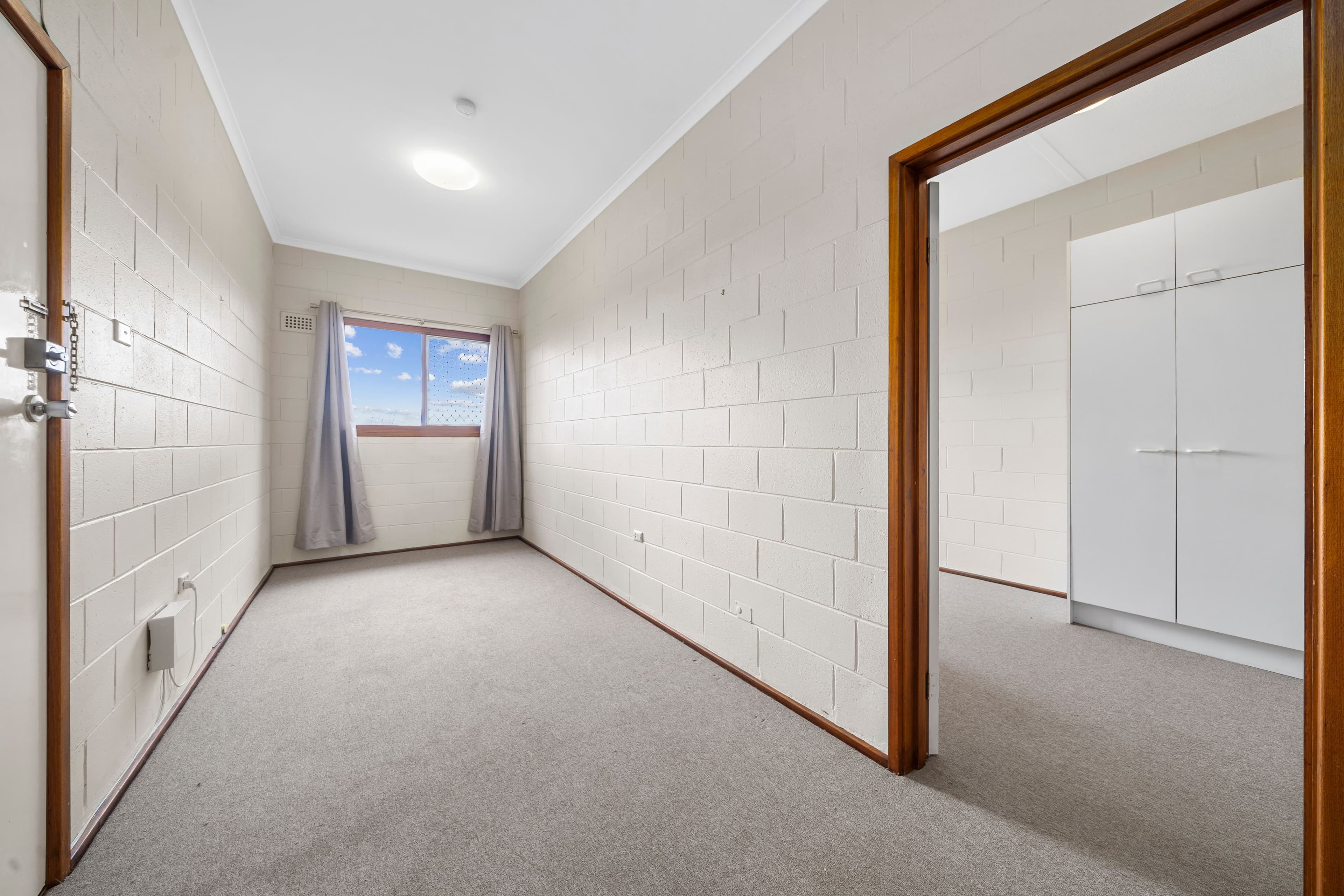 10 Arthur Street, Queanbeyan NSW 2620, Queanbeyan - Thumbnail 2