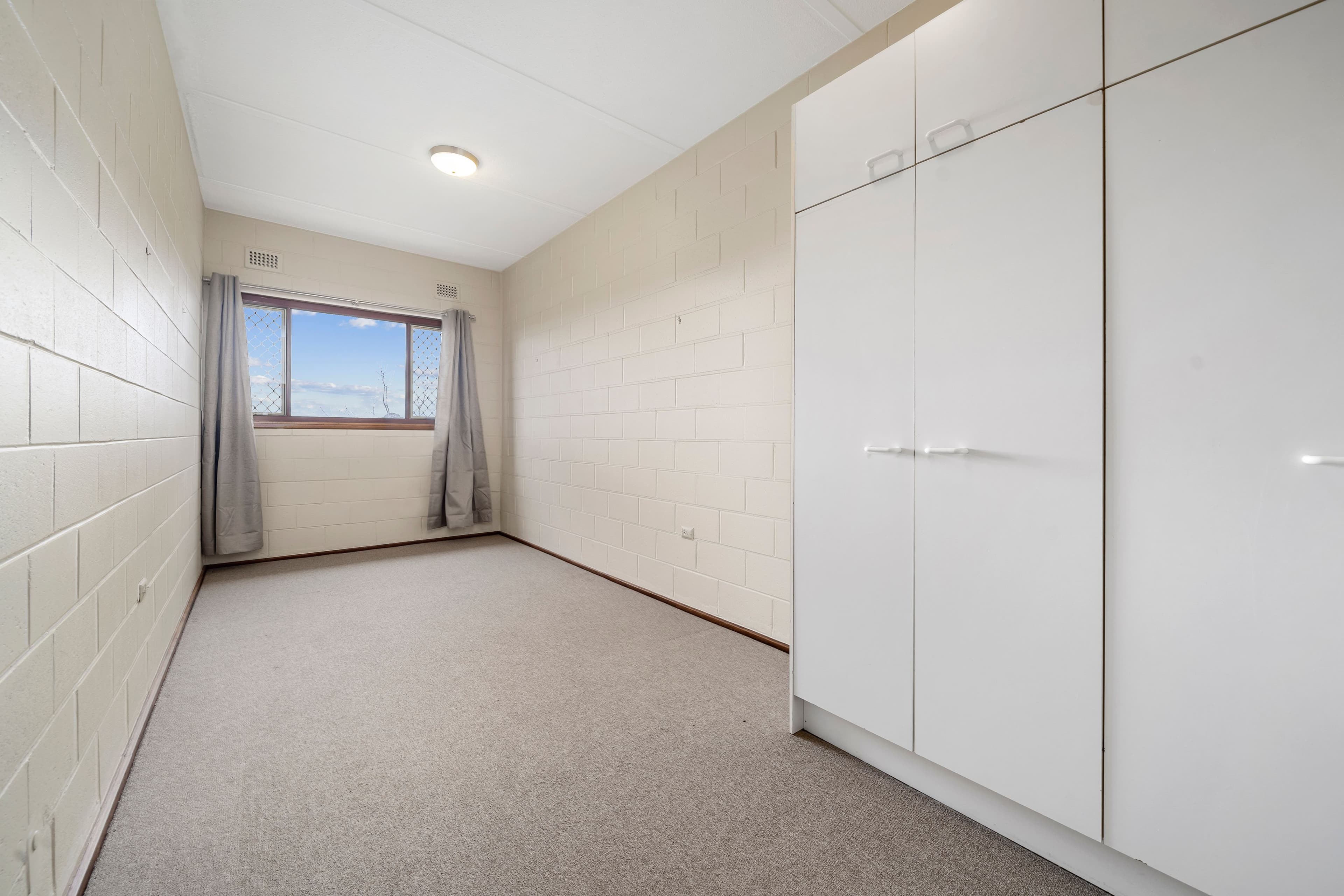 10 Arthur Street, Queanbeyan NSW 2620, Queanbeyan - Thumbnail 4