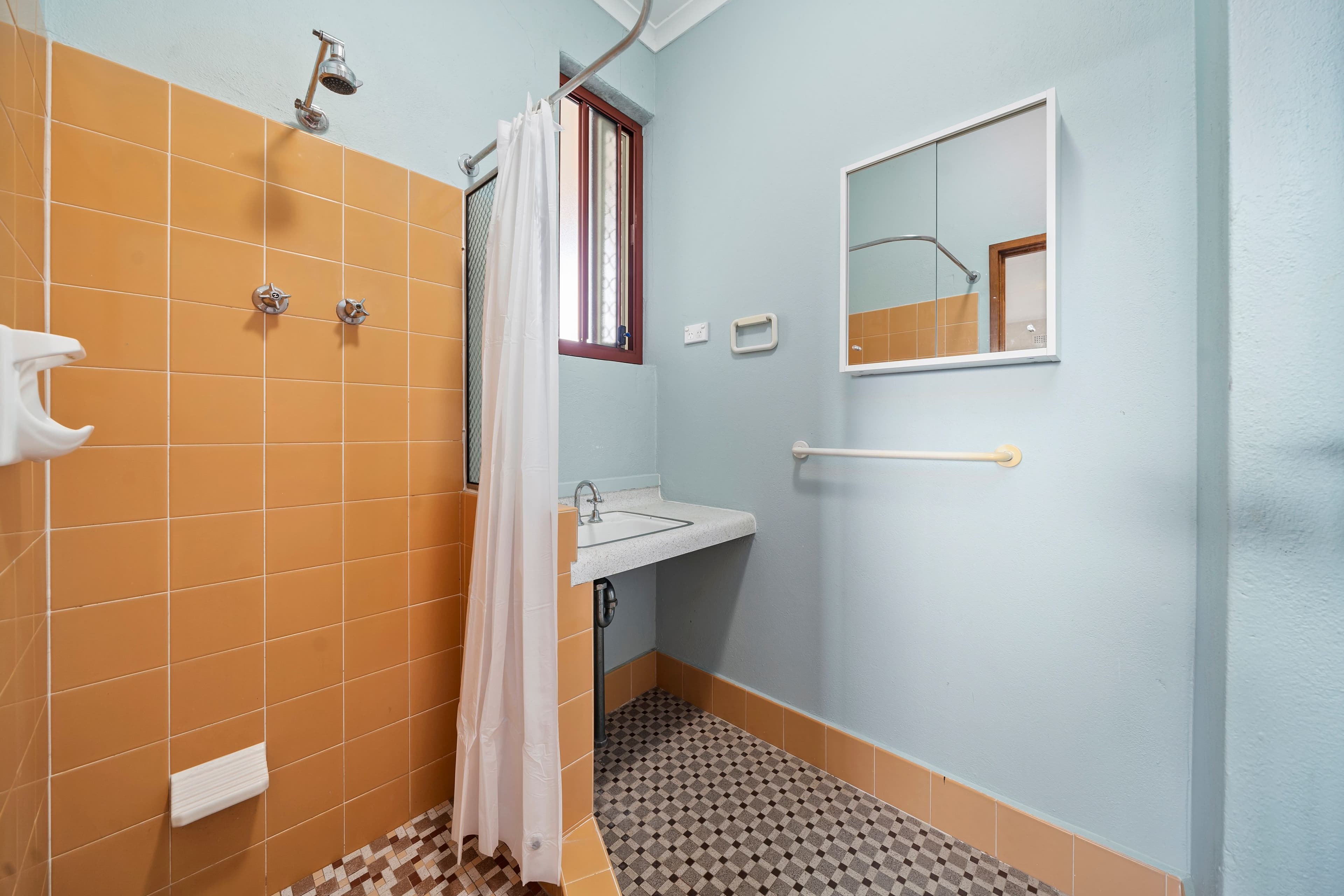 10 Arthur Street, Queanbeyan NSW 2620, Queanbeyan - Thumbnail 5