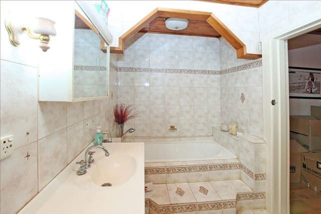 67 Kirby Street, RESERVOIR VIC 3073, Reservoir - Thumbnail 7